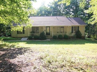 104 Tree Swallow Dr, Vinton, VA 24179