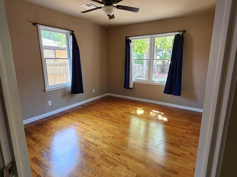 2514 NW 46th St — Photo 17