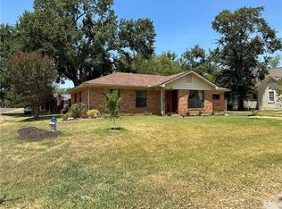 706 S 10th Ave, Teague, TX 75860