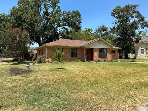 706 S 10th Ave, Teague, TX 75860