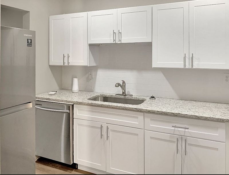 PropertyFull8819-16169395351_03282021