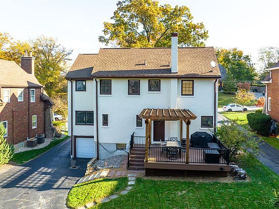 2nd image of 737 Wakefield Dr