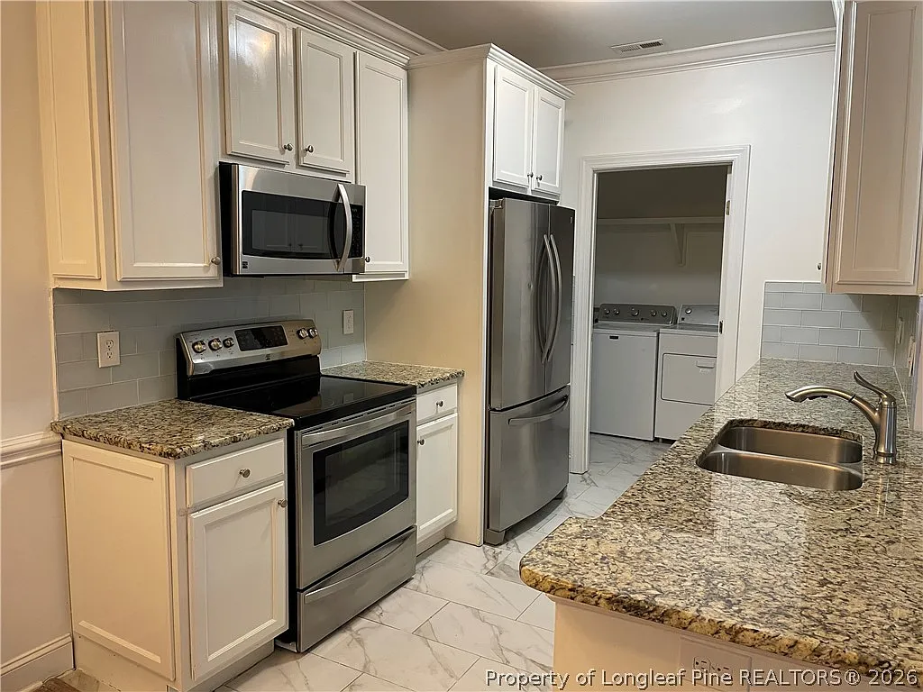 2 bed, 2.0 bath, 1542 sqft, $1,895 — Photo 4