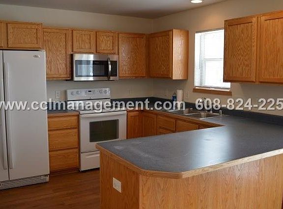 2nd image of 4630 Valor Way