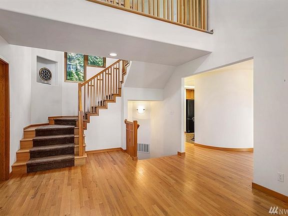 5th image of 31018 Laughing Dog Ave NE
