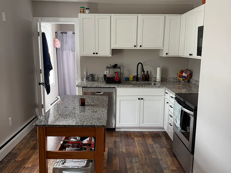 22 Hawthorne St #1 — Photo 6