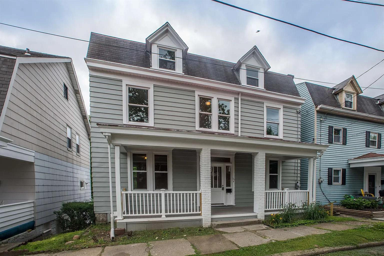 115 Dunbar Ave photo 1