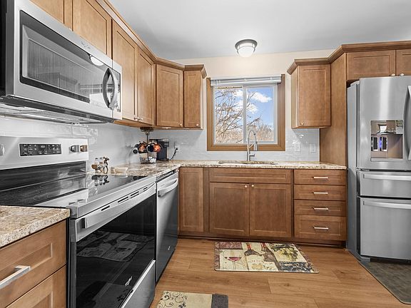 4th image of 11875 193rd Ln NW