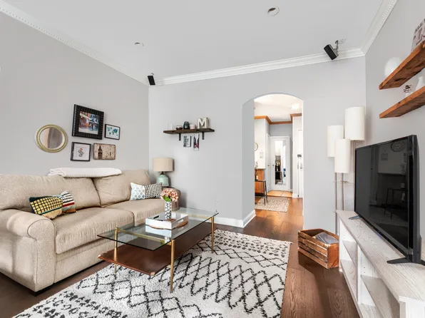 343 East 51st Street image 1 of 4