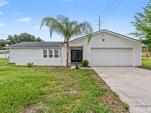 2055 Avenue C, Mulberry, FL 33860