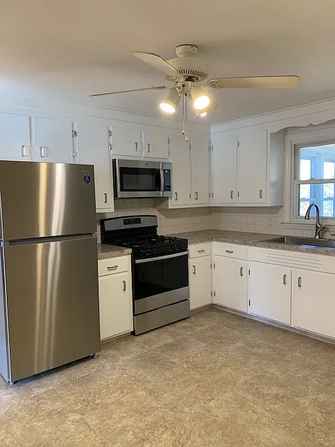 2 bed, 924 sqft, $2,400 — Photo 3