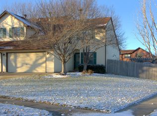 2502 Covington Dr, Champaign, IL 61822