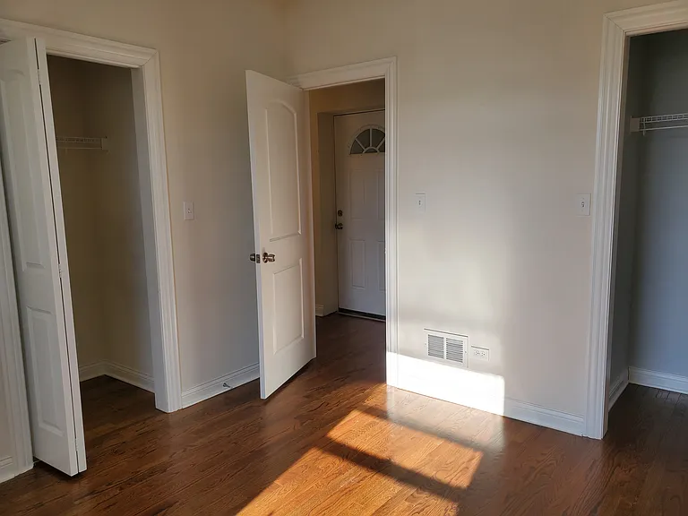 1263 W Carmen Ave #1 — Photo 6