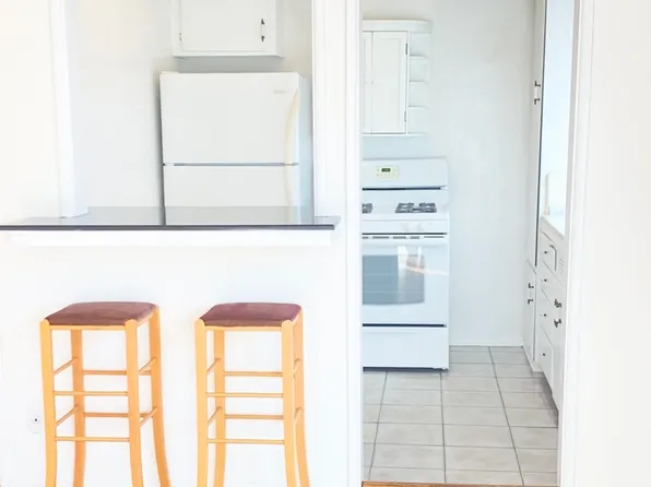 226 N Hollywood Way, Burbank, CA