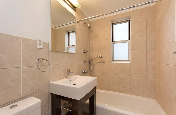 Sold by EZ Premier Realty | media 15