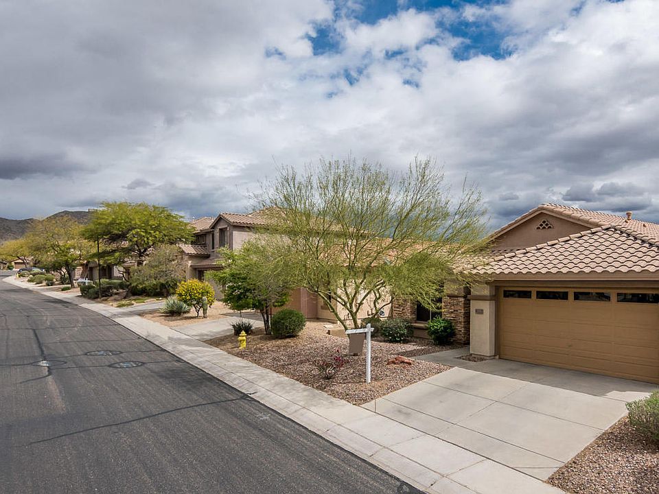 1st image of 41127 N Iron Horse Way