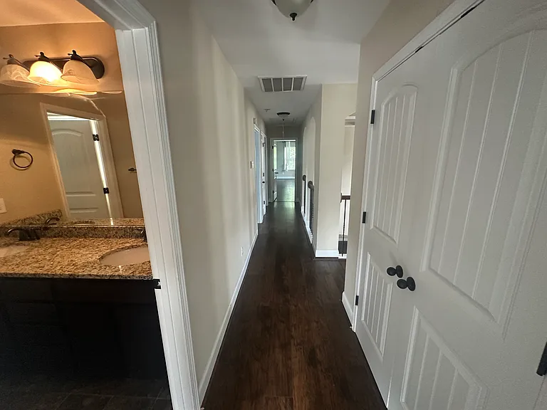 181 Cherokee Pond Ct — Photo 37