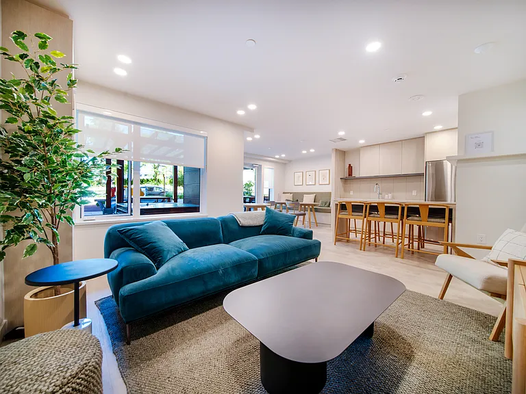633 Gardena Dr — Photo 11