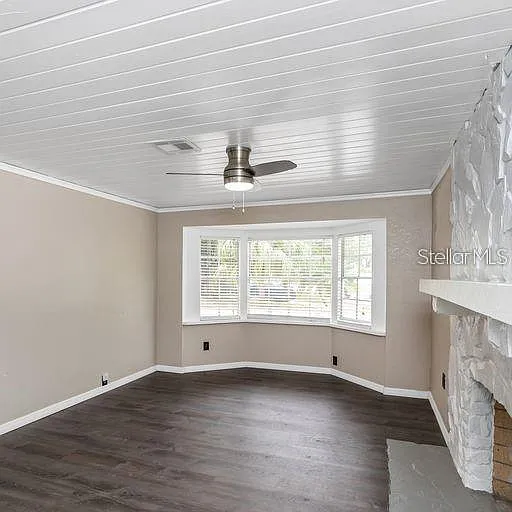 2608 Oakwood Dr — Photo 6