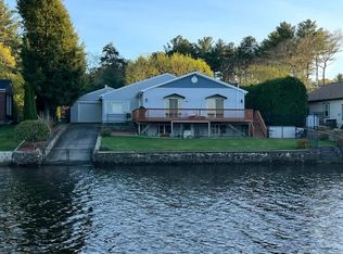 133 Reservoir Rd, Coventry, RI 02816