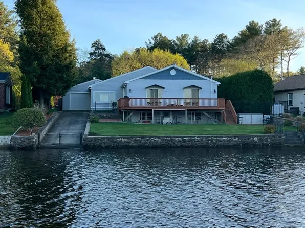 133 Reservoir Rd, Coventry, RI 02816