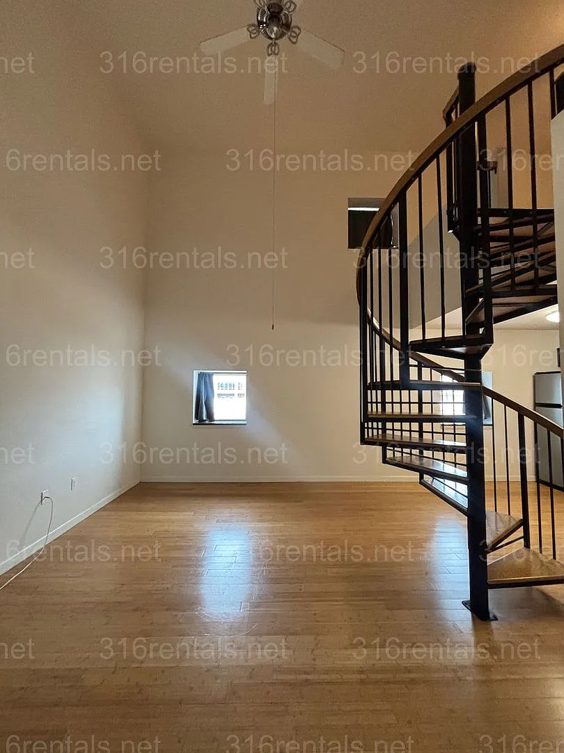 Building Photo - Opera House Apartments