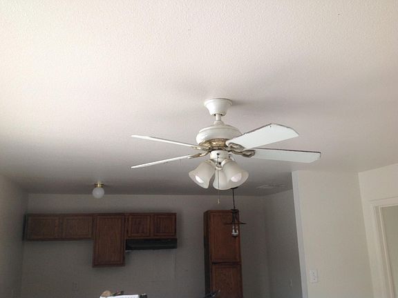 2nd image of 7553 Windsor Oaks