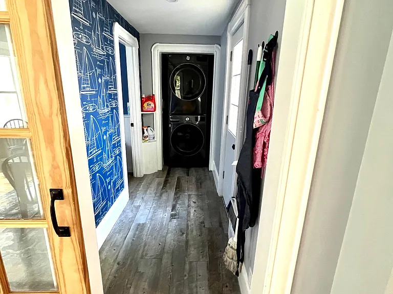 12 Bedlow Ave — Photo 9
