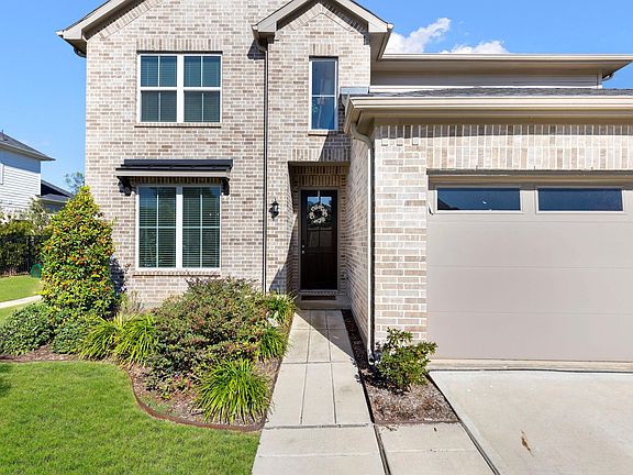 3rd image of 40603 Goldeneye Pl