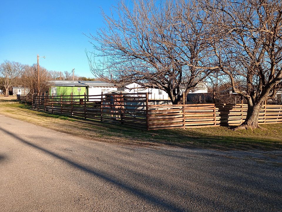 2nd image of 8160 Fawn Cir