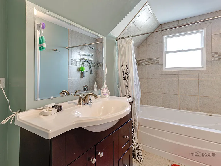 4716 W Hutchinson St — Photo 18