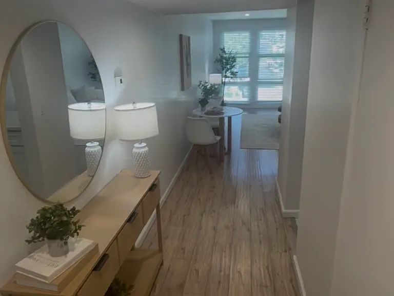 The Kelton Apartments — Photo 6