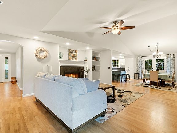 5th image of 3513 Corbin Rd