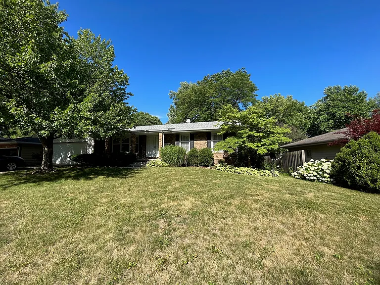 208 Doud Dr — Photo 34