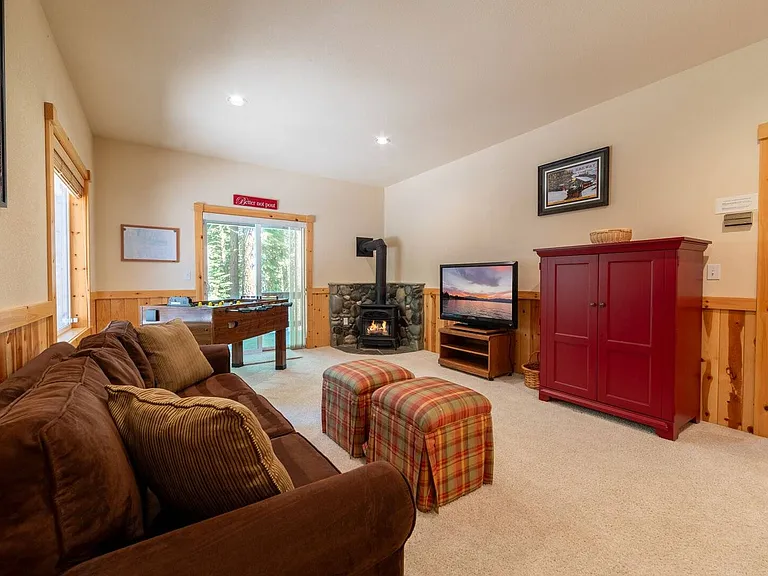 12049 Bernese Ln — Photo 29