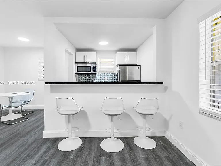 734 Meridian Ave #3 — Photo 6