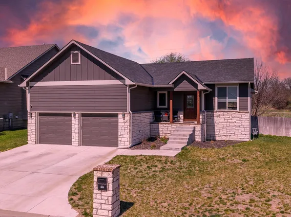 3122 E Sunflower Dr, Derby, KS 67037