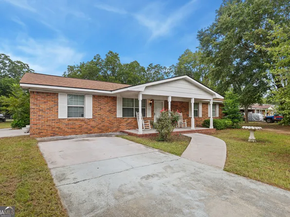 22 S Foss St, Statesboro, GA 30458