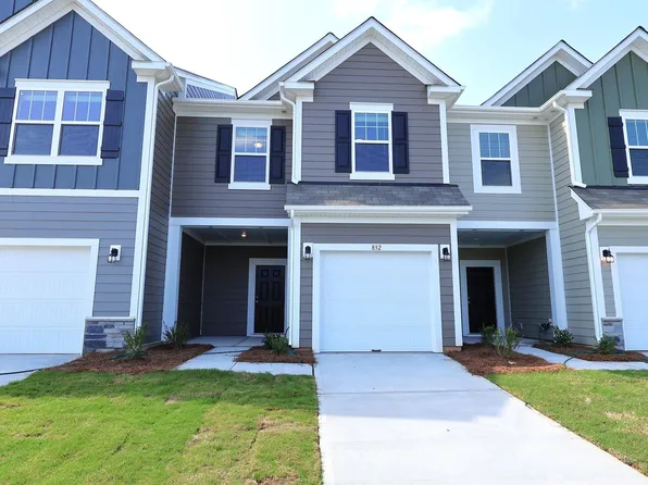 832 Earhart St NW, Concord, NC 28027