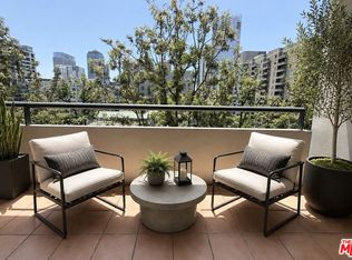 600 W 9th St APT 814, Los Angeles, CA 90015