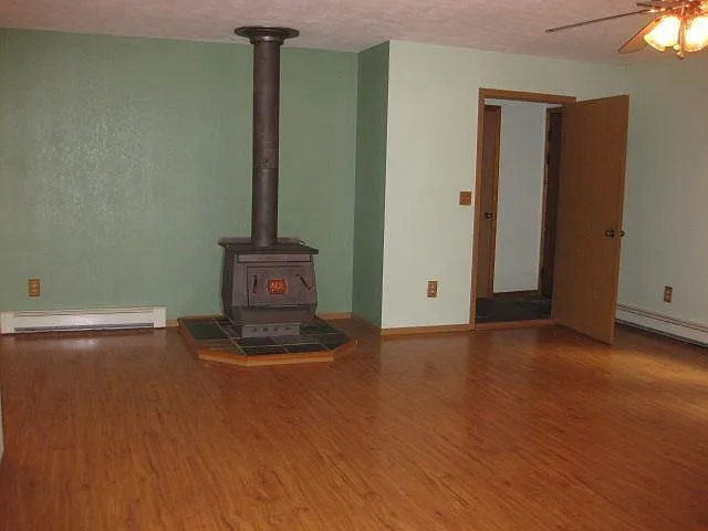 2787 Templeton St — Photo 16