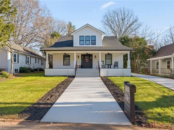 221 Vance St, Lexington, NC 27292