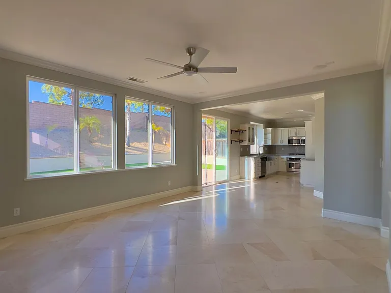2287 Calle Catarina — Photo 9