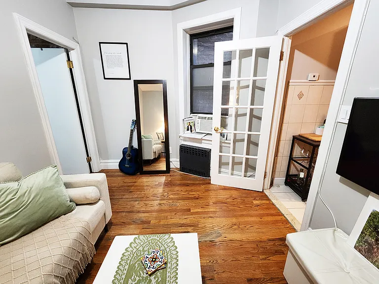 416 W 25th St #1RW — Photo 5
