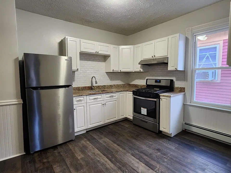 190 North St #2