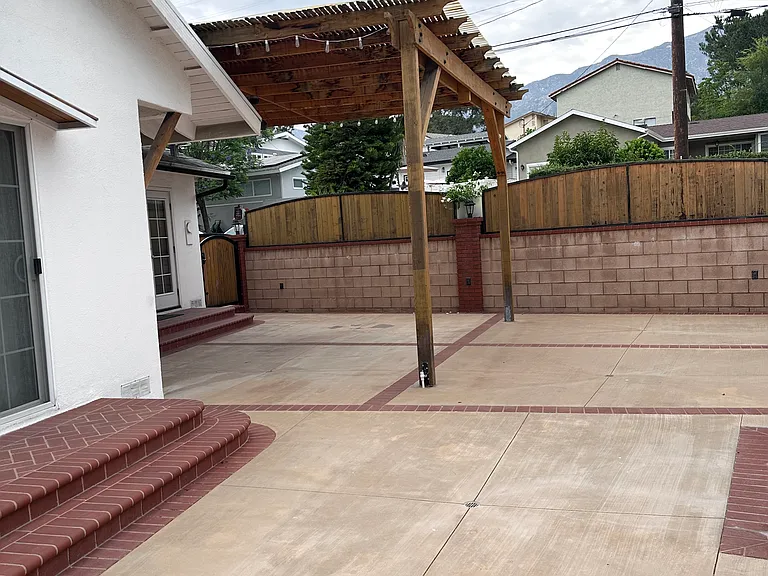 3960 Mayfield Ave — Photo 16
