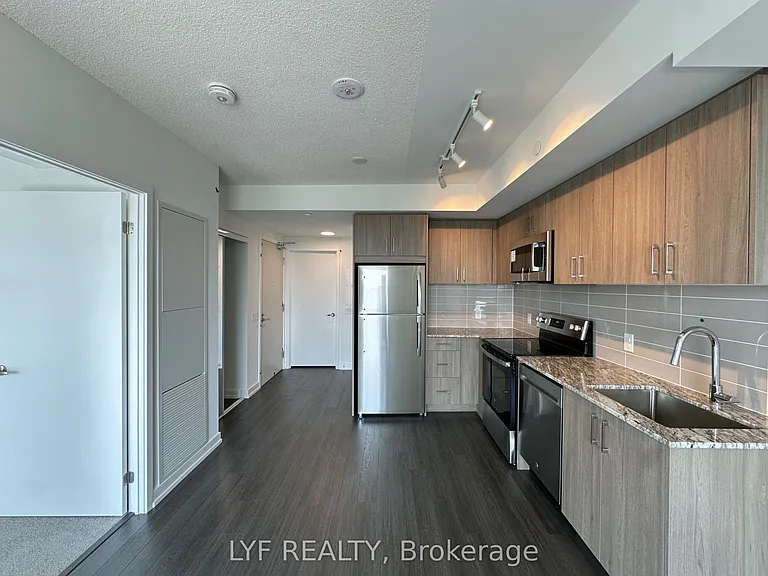 4010 Eglinton Ave W #1209 — Photo 4