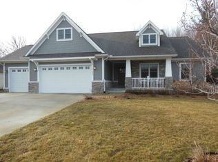 206 Broadhead Dr, Midland, MI