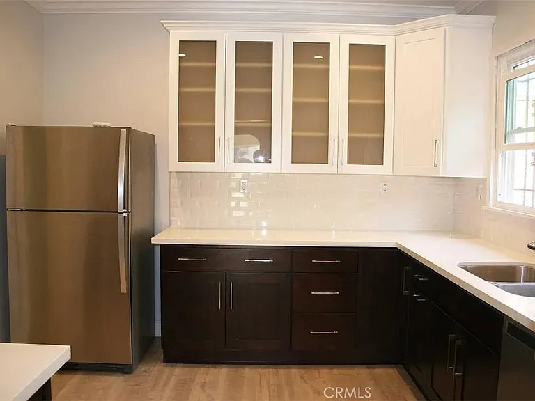8001 Blackburn Ave #1/2 — Photo 4