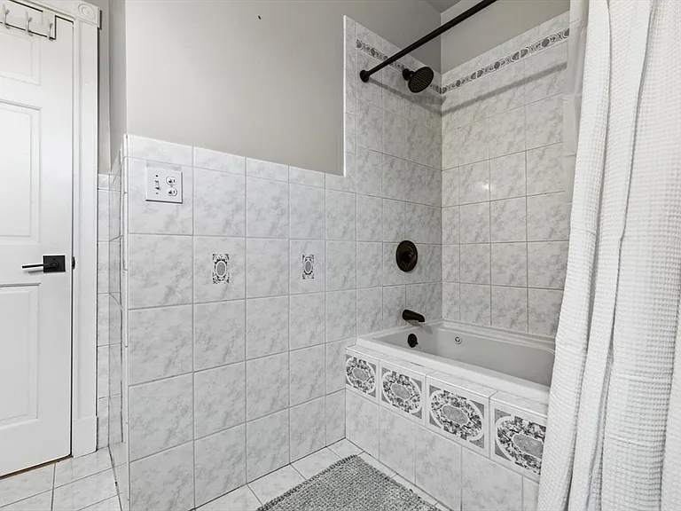 30 Boardman St #B — Photo 27